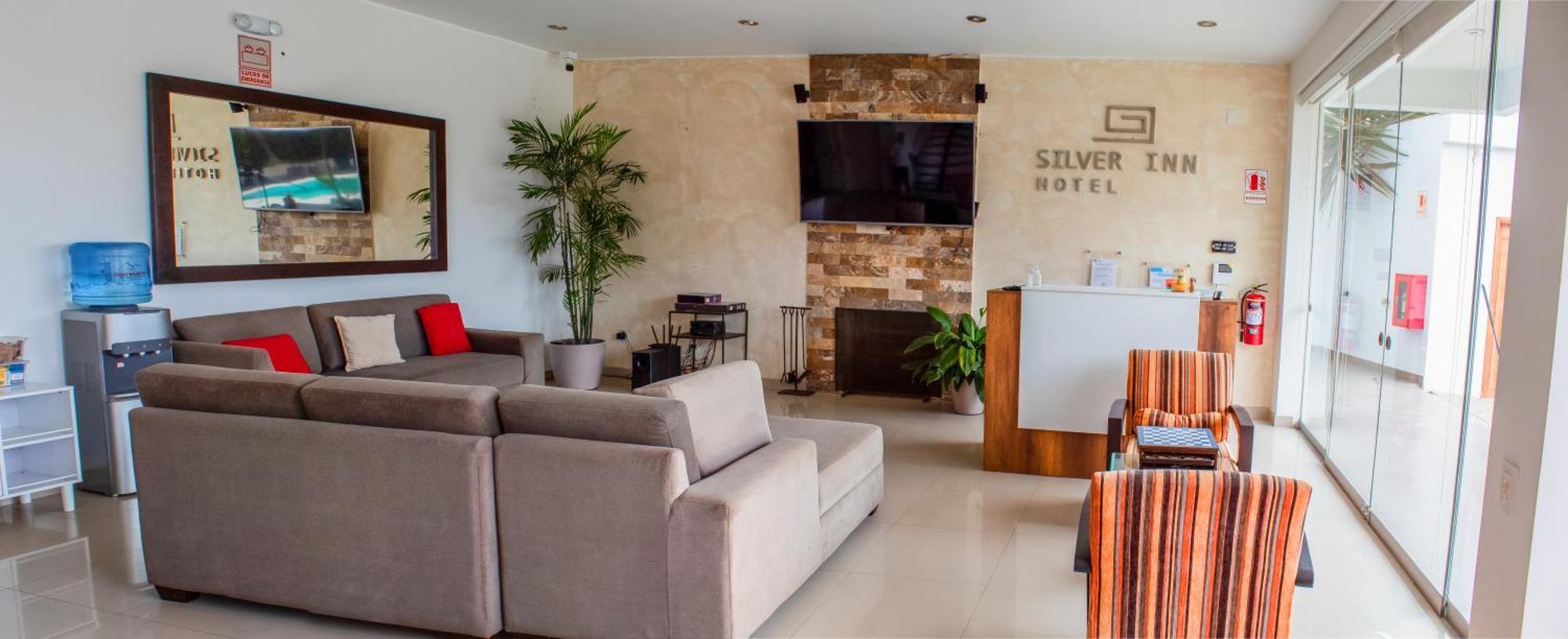 Silver Inn Hotel Cerro Azul Esterno foto